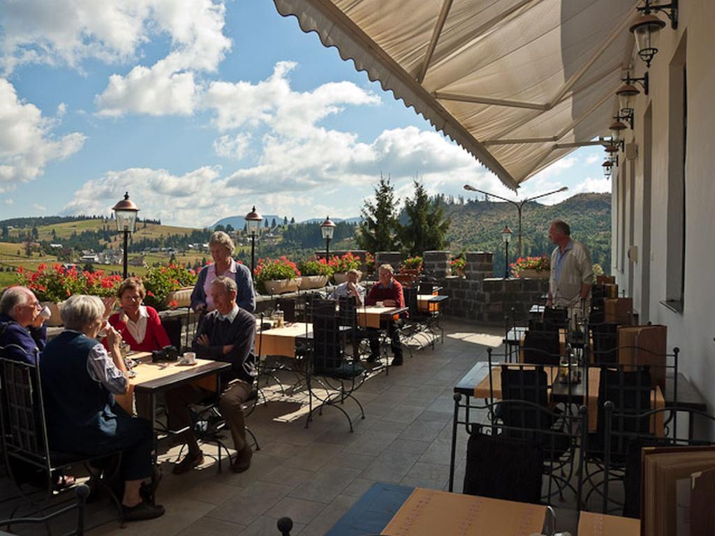 Hotel Castel Dracula Piatra Fantanele Exterior foto