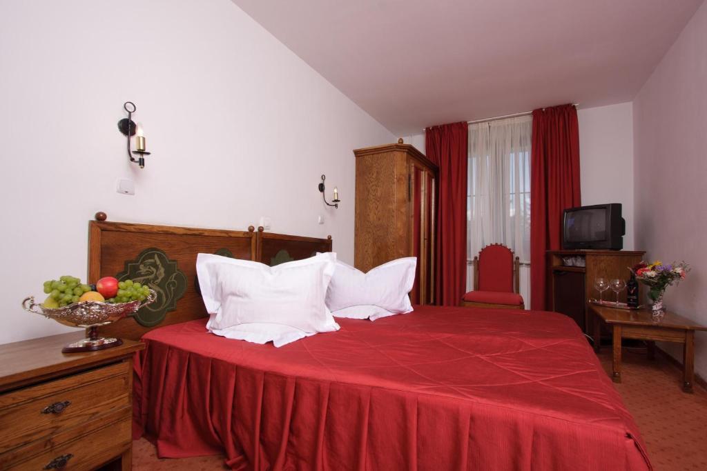 Hotel Castel Dracula Piatra Fantanele Quarto foto