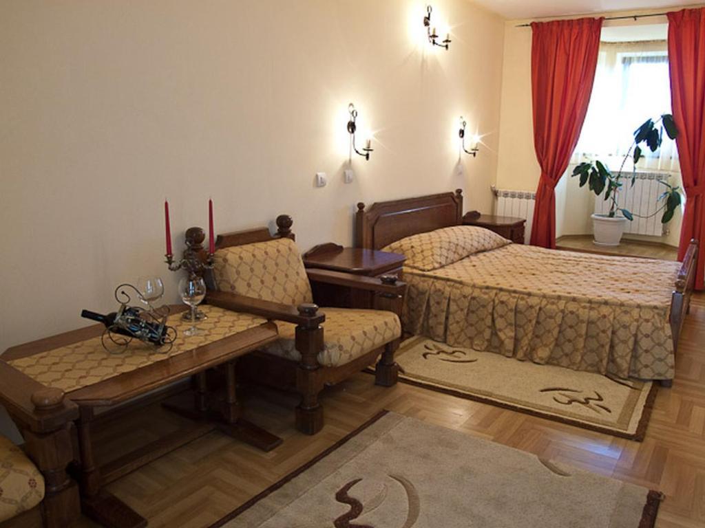Hotel Castel Dracula Piatra Fantanele Quarto foto