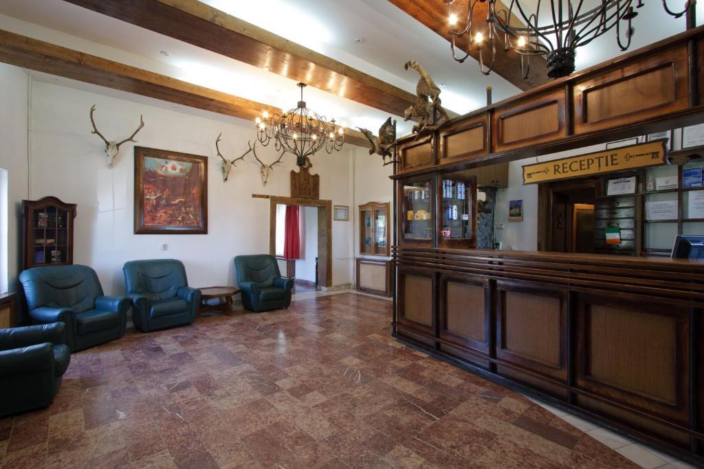 Hotel Castel Dracula Piatra Fantanele Exterior foto