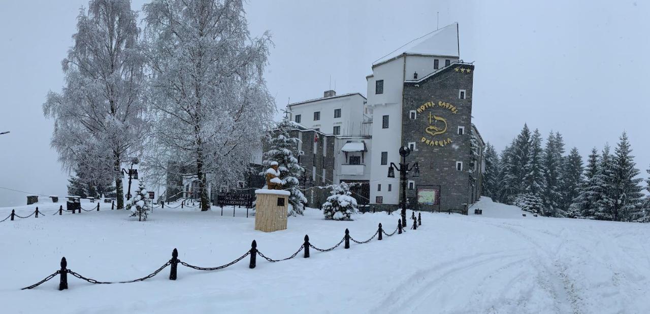 Hotel Castel Dracula Piatra Fantanele Exterior foto